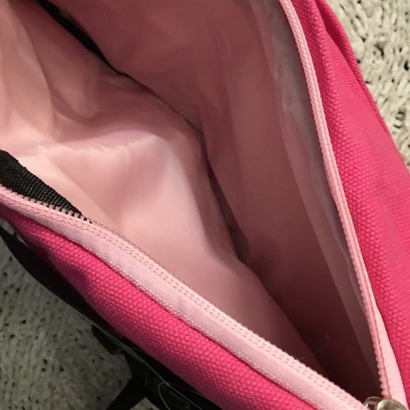 Sling Bag - Sling Backpack for Women and Men - Picture 4 of 5